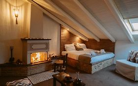 Afanos Guesthouse